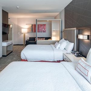 Queen Suite